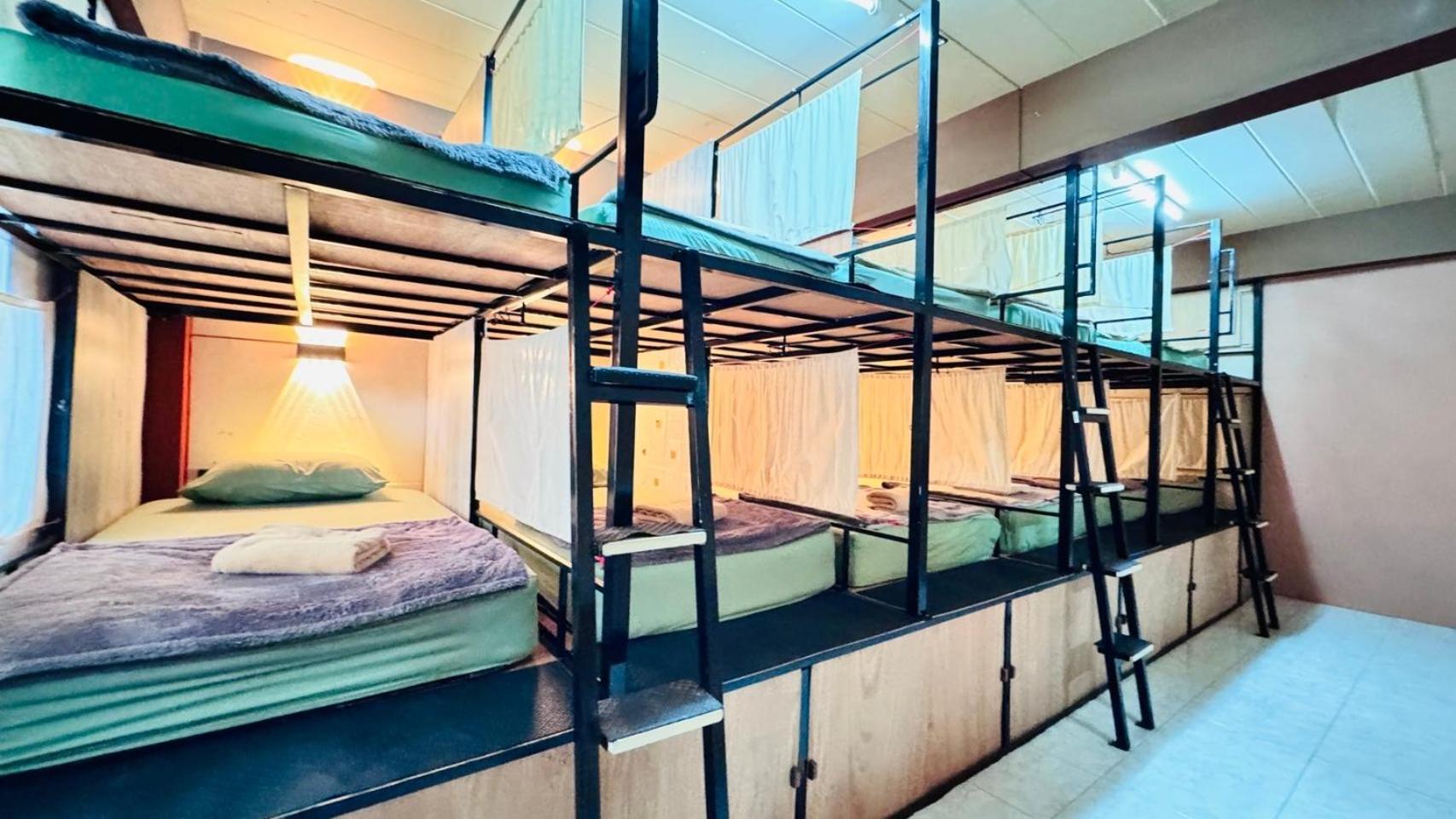 Stay At Moon Hostel 哈林海滩 外观 照片